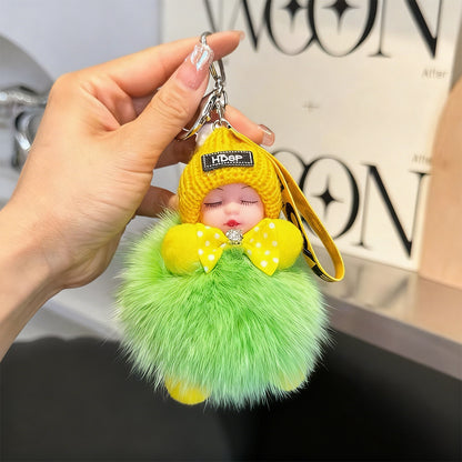 😴🧸🚗Купете 1 и вземете 1 безплатно🔥Висулка кола във формата на спяща кукла, ключодържател с анимационен герой и мотив на плюшена играчка.