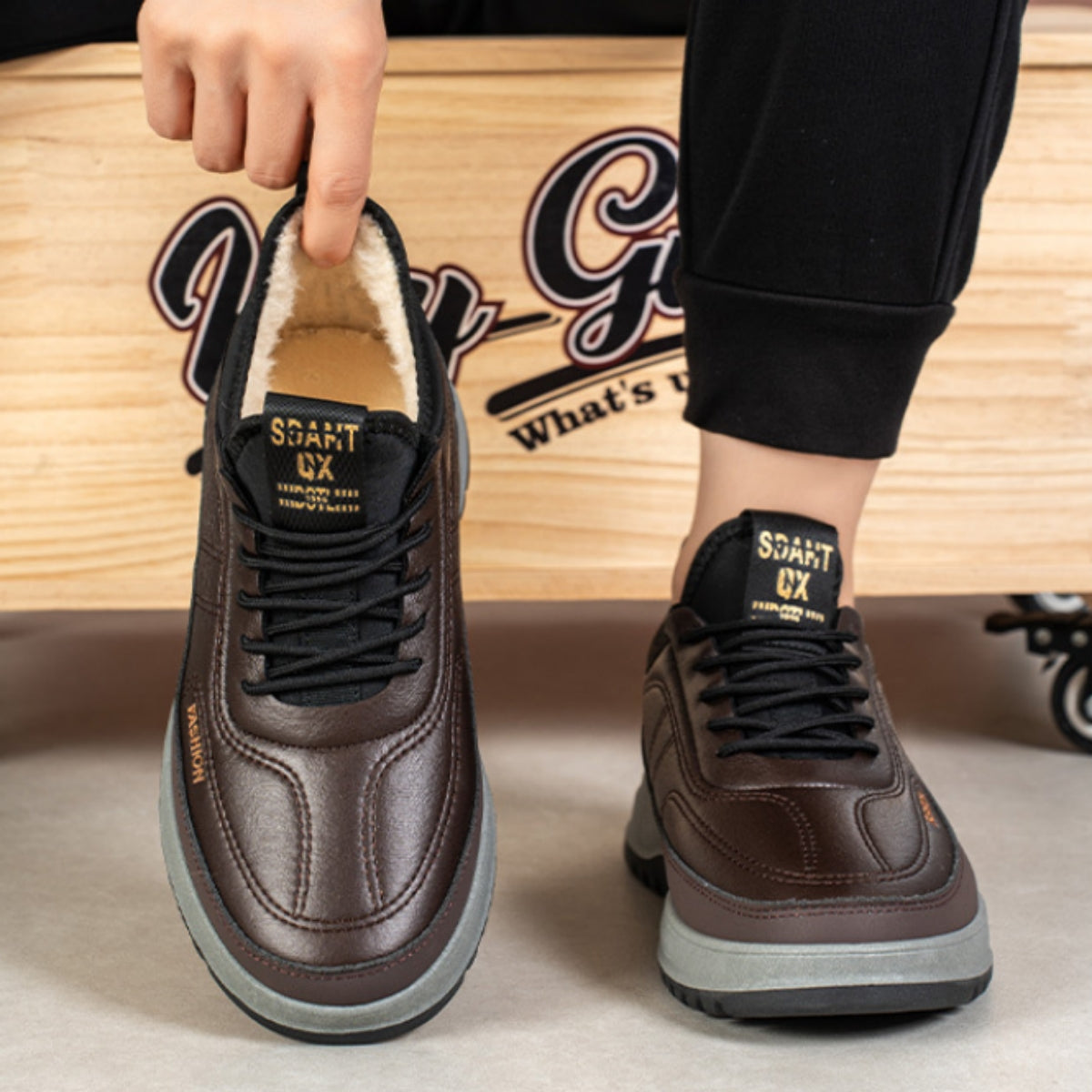 ⛄🔥【39-45】2025 Pánske zimné voľnočasové športové topánky, pravá koža, vodeodolné, mäkká podrážka a zamat, nové