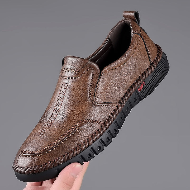 🏆Compra 1 y llévate 1 gratis👞【39-44】Zapatillas deportivas casuales para hombre 2025, fabricadas en piel auténtica, con suela suave, antideslizantes, transpirables