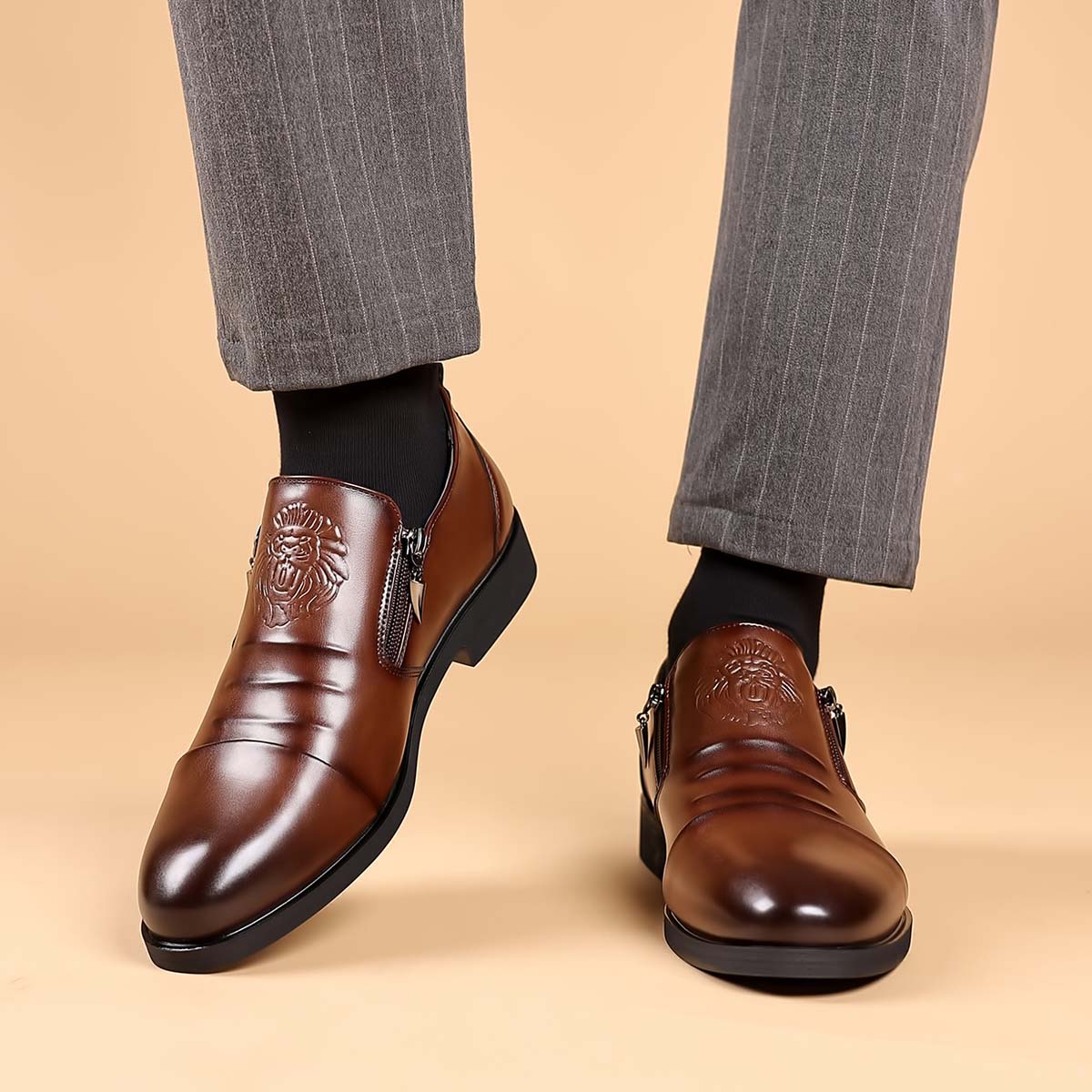 💥👞Descuento en Nuevos Productos【39-48】Zapatos de Cuero para Hombre con Estampado de León – Elegantes, Modernos y Perfectos para un Estilo Único