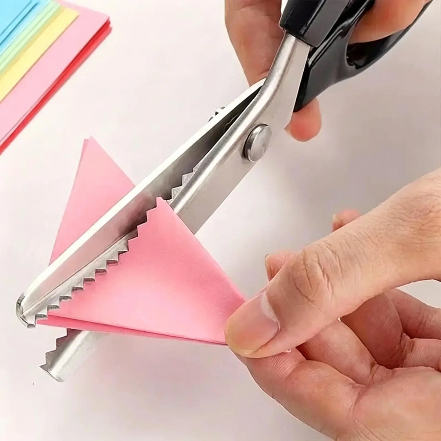 2 kusy za 22 eur🔥Kúpte 1 a druhý získate zadarmo✂️ Profesionálne cikcakovacie nožnice – ostré nožnice na látku so zúbkovaným ostrím