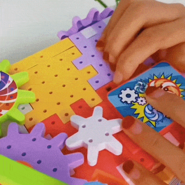 🔥【Horúci predaj 50% zľava】🔥Elektrické stavebné kocky ★Rotujúca hračka ✨Puzzle s veľkými časticami 🌈Neustále sa meniaci detský raj