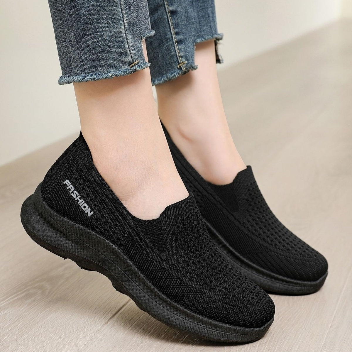 🌞【36-41】🏃‍♀️Нови дамски спортни обувки без връзки 2026 с дишаща мрежа – мека подметка, комфорт през целия ден, плащане при доставка