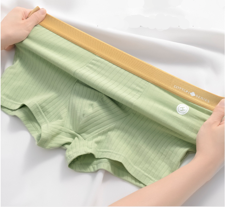 ⏳🩲[Оферта за ограничено време]🔥(6 броя) Мъжки боксерки от 100% памук – Удобни и дишащи, с еластичен колан и меко усещане за комфорт през целия ден. Идеални за ежедневно носене.