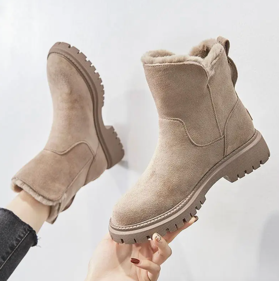🎉【Специална зимна оферта】💥【35-43】Дамски зимни топли ботуши Удебелени плюшени ботуши за сняг Удобни памучни ботуши с цип Ежедневни обувки за открито
