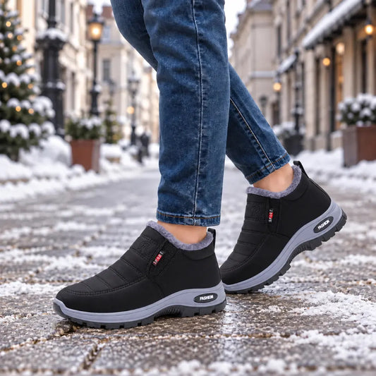 【35 – 47】Calzado de invierno para mujeres mayores: botas de nieve tipo *slip-on* (sin cordones), gruesas y con aislamiento térmico; tallas grandes, aptas para uso en interiores y exteriores.