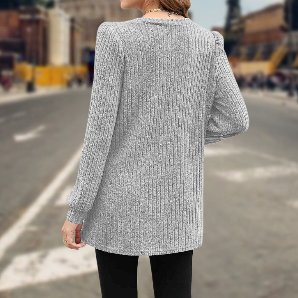 🌸💟【50% ОТСТЪПКА】🔥【M-5XL】Свободен и удобен дамски плетен пуловер, модни топли джобове, кръгло деколте в едноцветен дизайн, задължителен елемент за зимата, лесен за комбиниране.